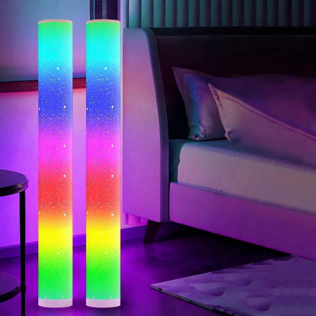 RGB LED-lattiavalaisin tähtiefektillä ja kaukosäätimellä