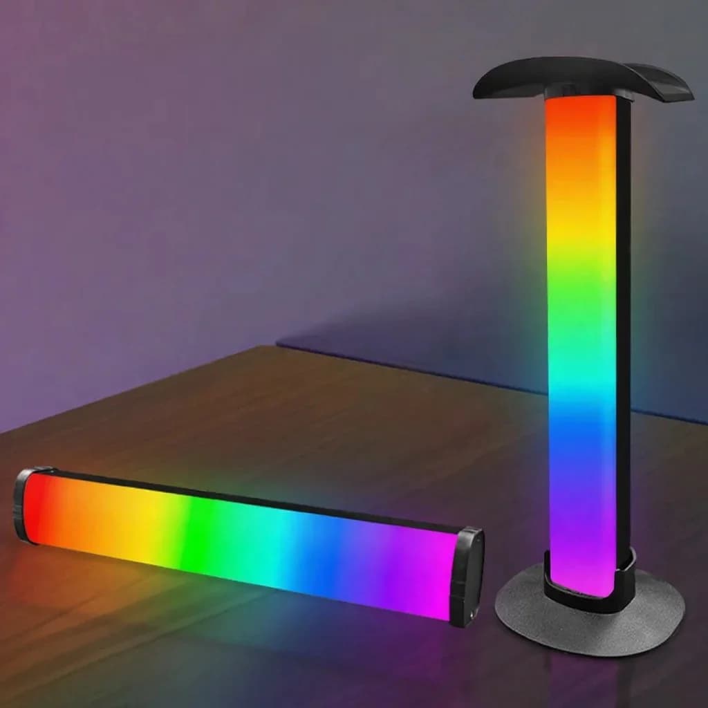 RGB-pelitunnelmavalo kuuloketelineellä ja äänisynkronoinnilla